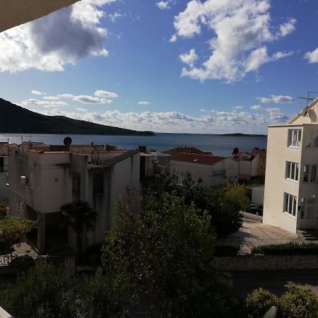 Apartmani Bono Primosten Exterior photo