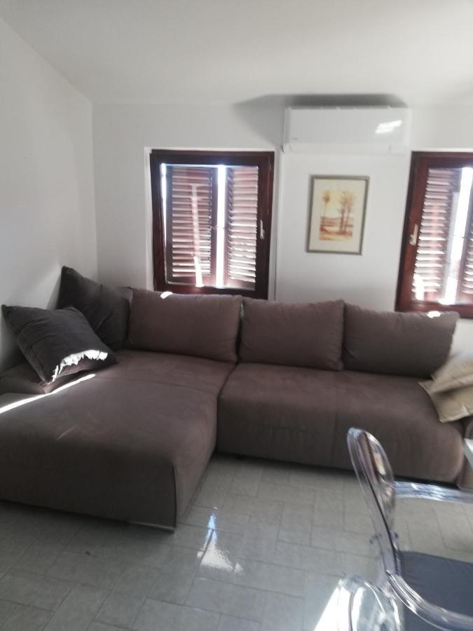 Apartmani Bono Primosten Exterior photo