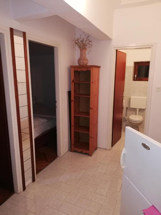 Apartmani Bono Primosten Exterior photo